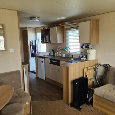 Апартаменты 8 Berth The Chase Инголдмелс Экстерьер фото